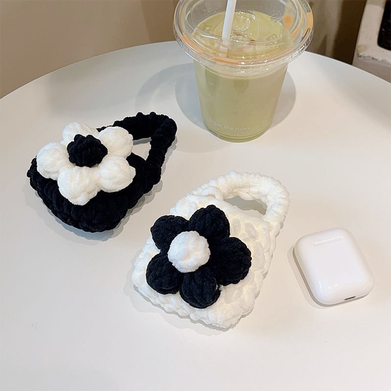 Floral Case Yarn Earphone AirPods Skin / Pro