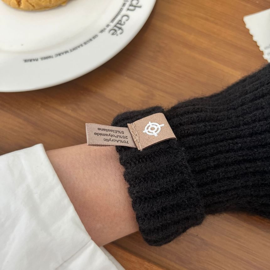 Ribbed Plain Knit Gloves