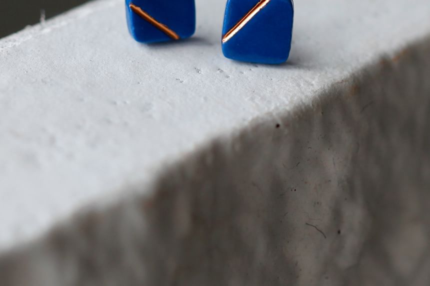 Stud Ceramic Earring Square