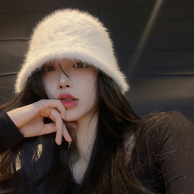 Fluffy Bucket Plain Hat