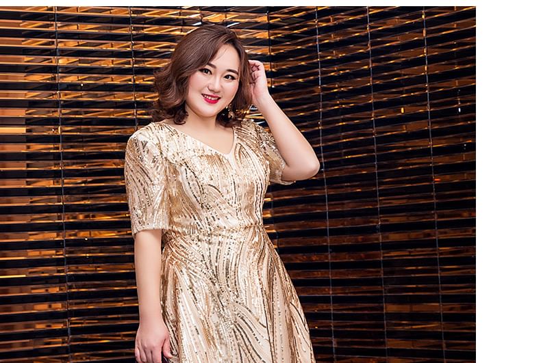 V-Neck Short-Sleeve Plus Size A-Line Shiny Gown Evening