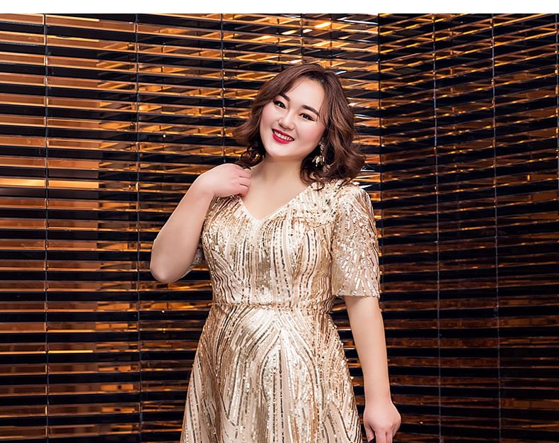 V-Neck Short-Sleeve Plus Size A-Line Shiny Gown Evening