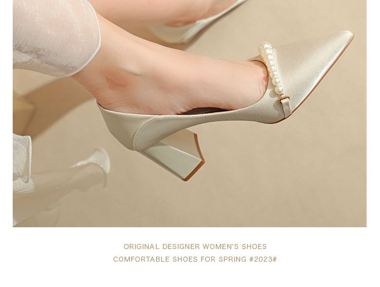 Heel High Pumps Pointy