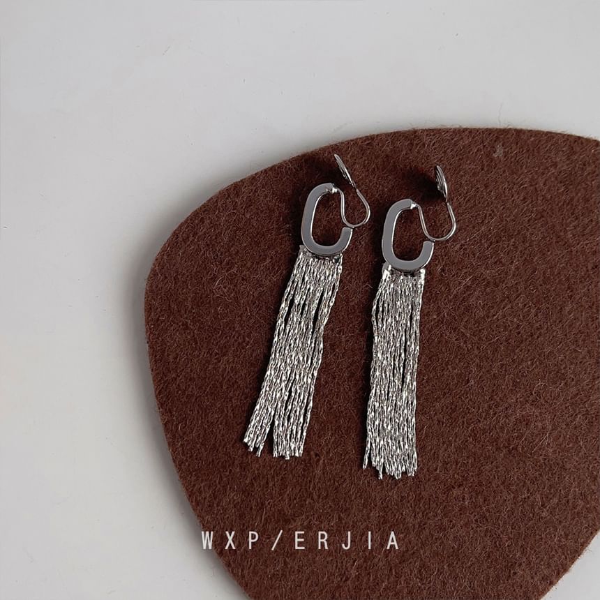 Ear Fringed Alloy Cuff