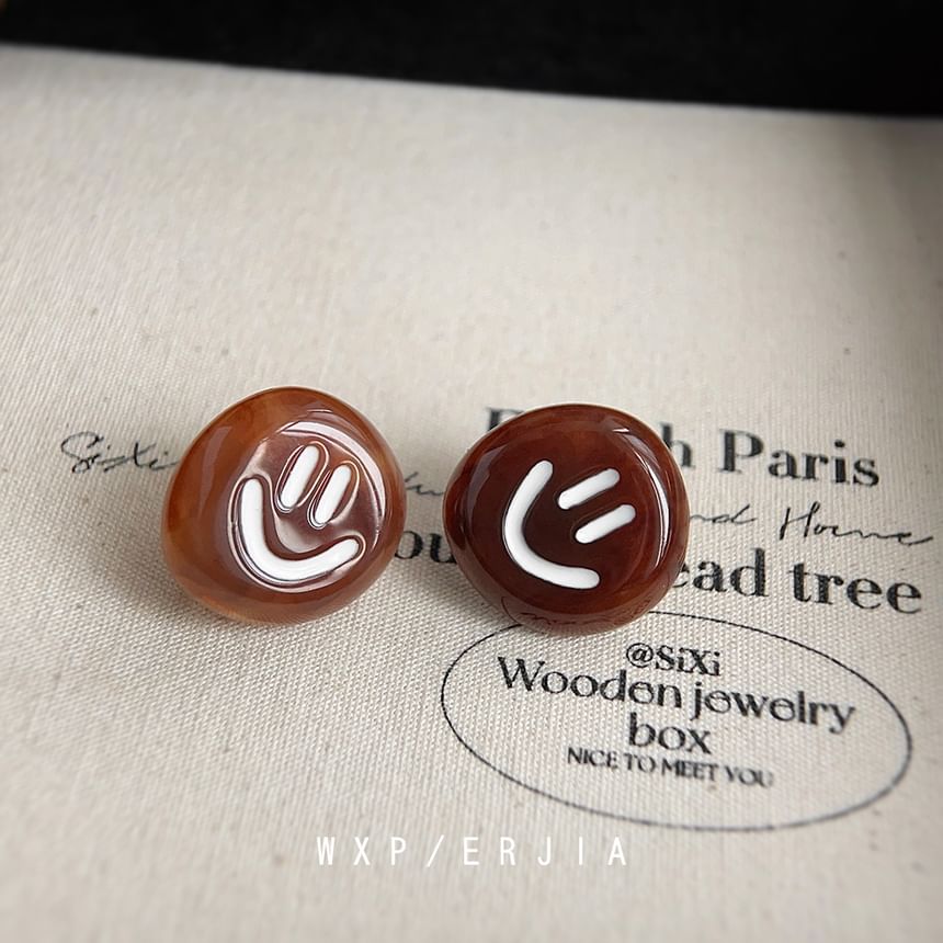 Smiley Asymmetrical Cuff Acetate Ear