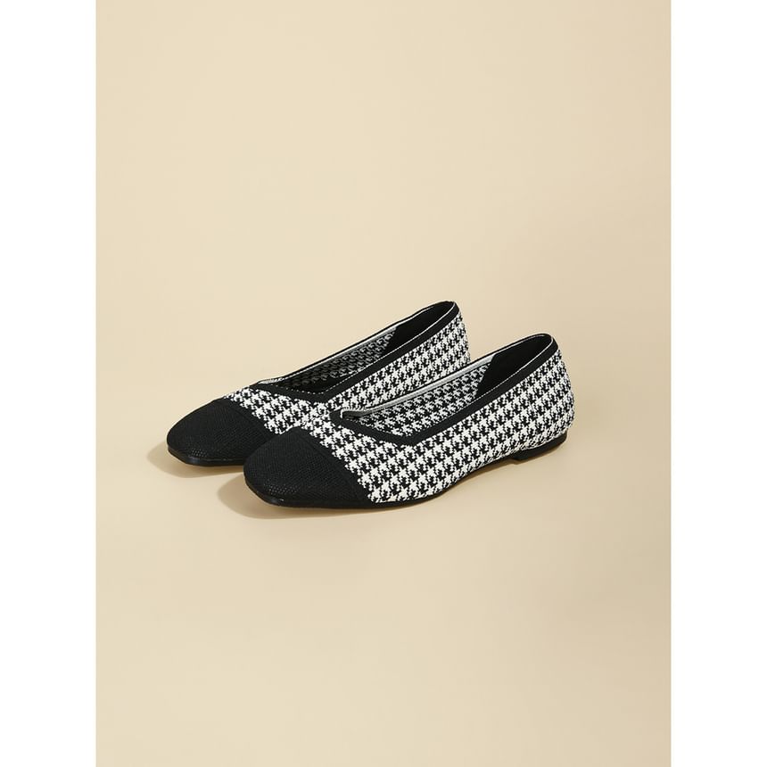 Square Woven Flats Toe