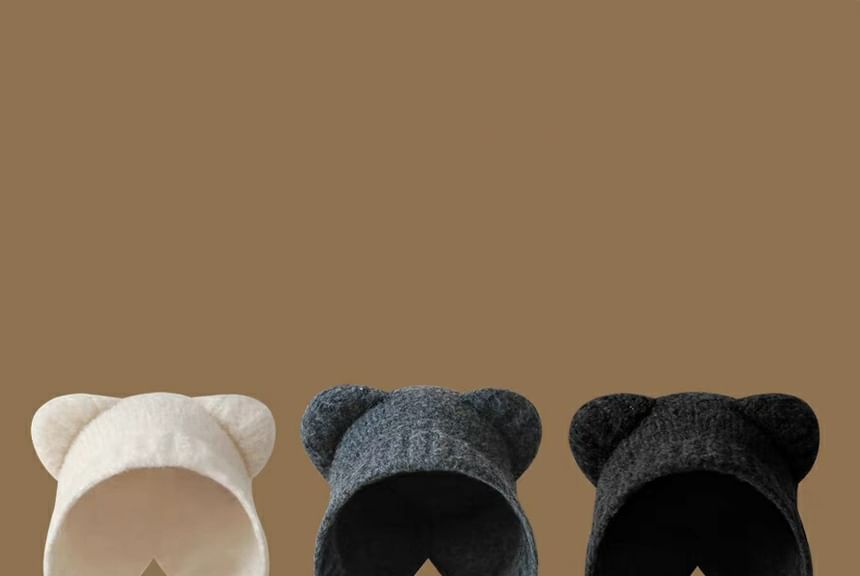 Ear Bonnet Bear Fleece Hat