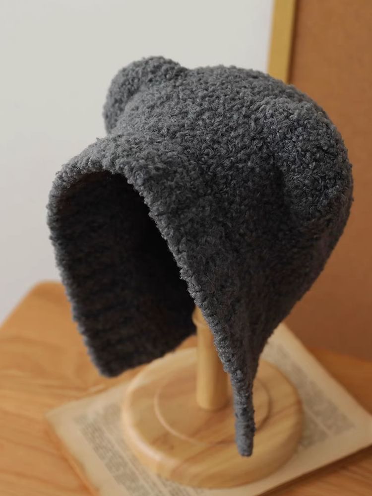 Ear Bonnet Bear Fleece Hat