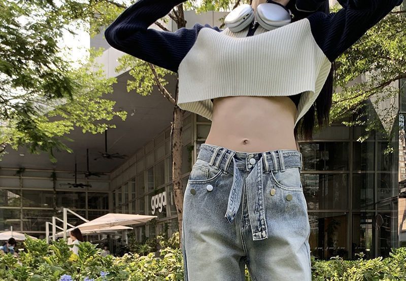 Loose Rise Fit Washed Mid Jeans