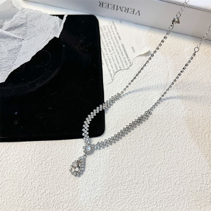 Rhinestone Drop Necklace