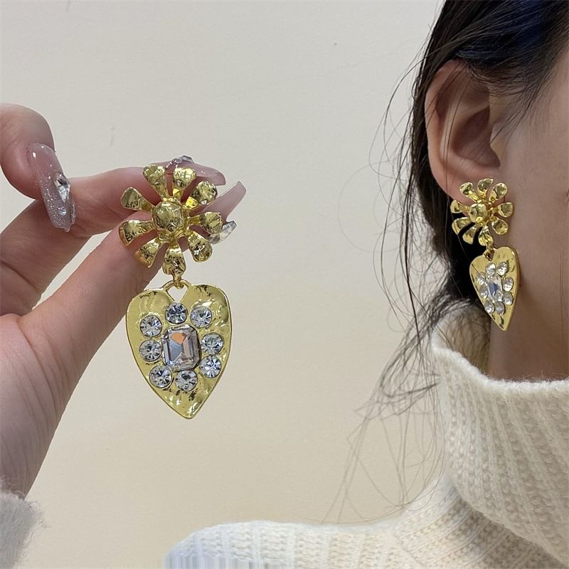Rhinestone Drop Heart Earring