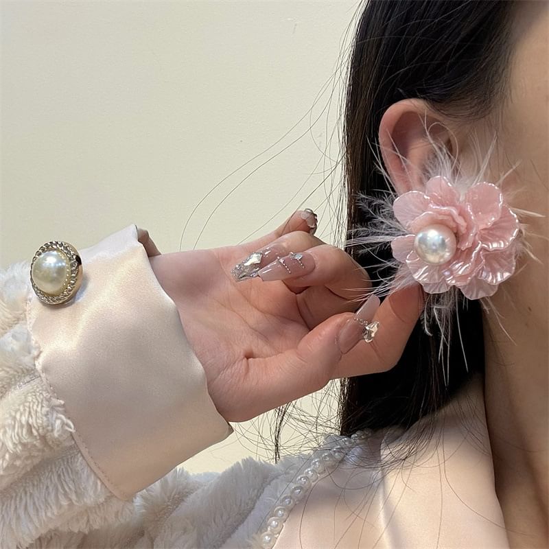 Drop Floral Frayed Earring