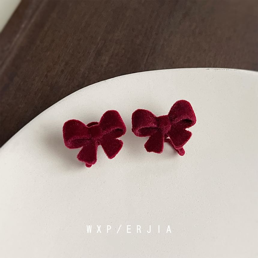 Bow Clip-On Velvet Earring