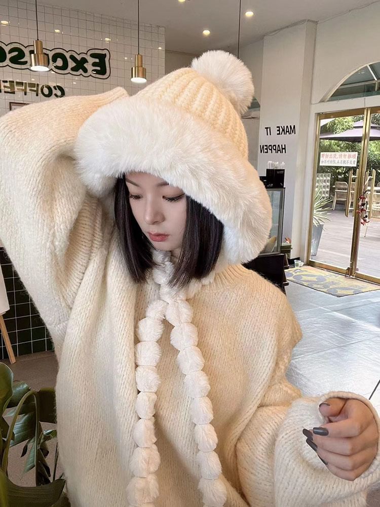 Lettering Hat Trapper Applique Knit Faux Fur