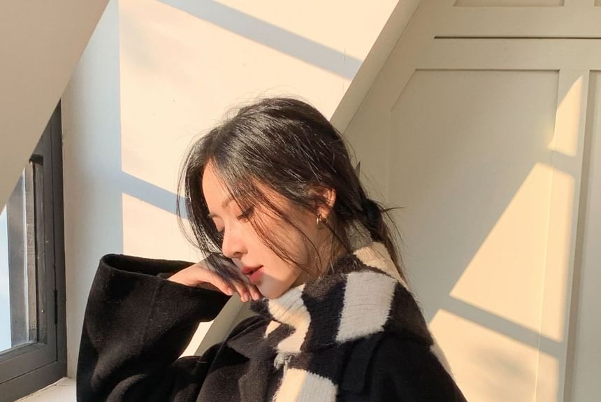 Light Striped Knit Scarf