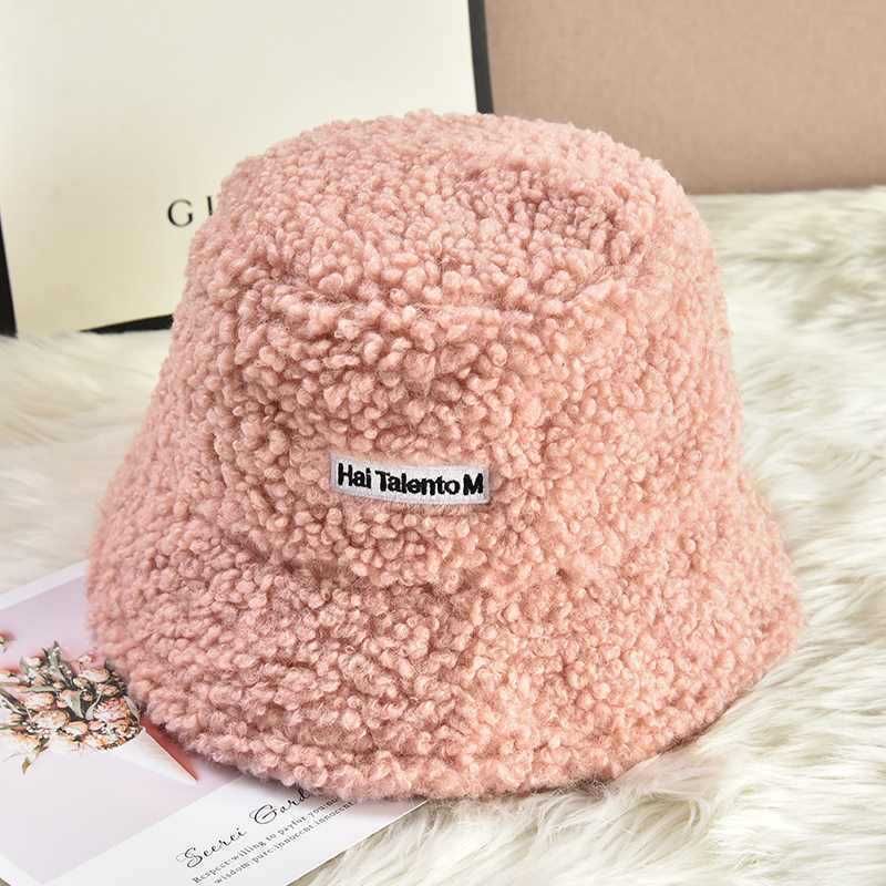 Bucket Fleece Lettering Hat