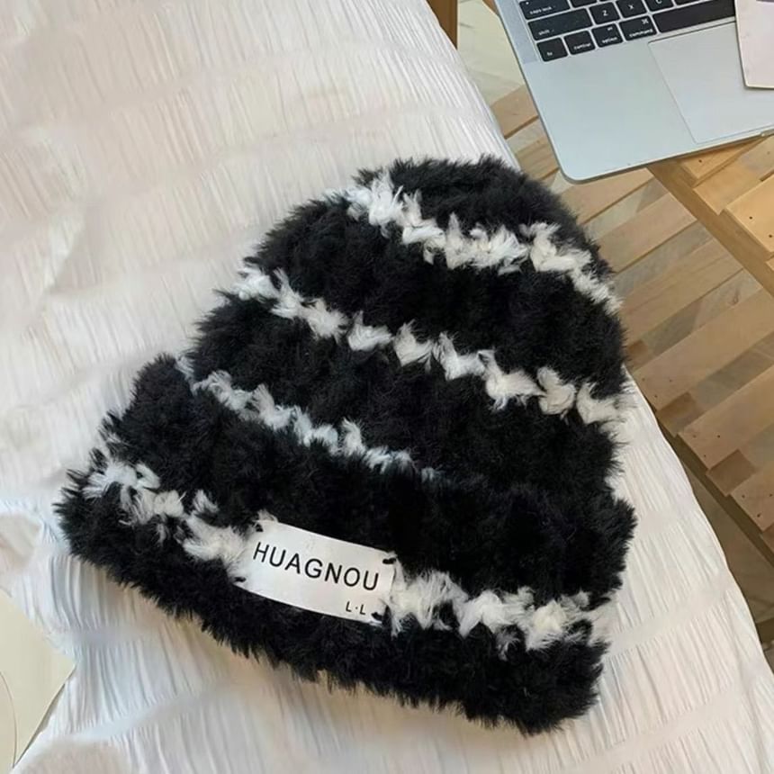 Beanie Lettering Striped