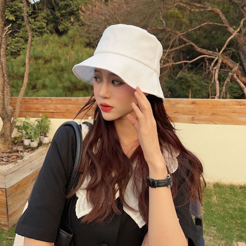 Heart Jacquard Hat Bucket
