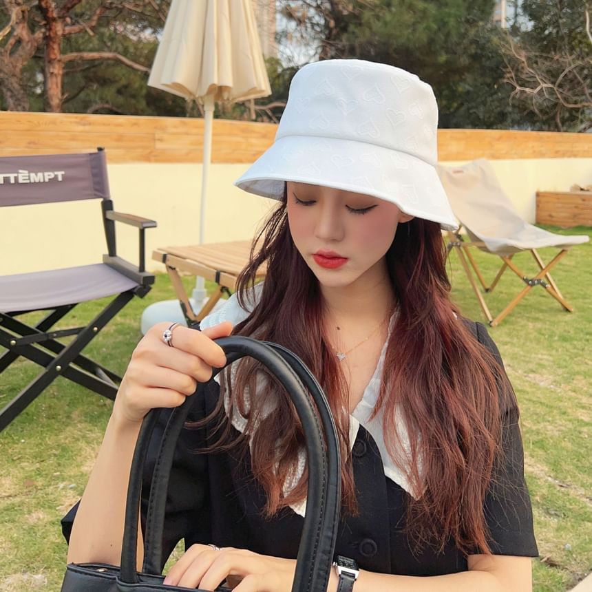 Heart Jacquard Hat Bucket