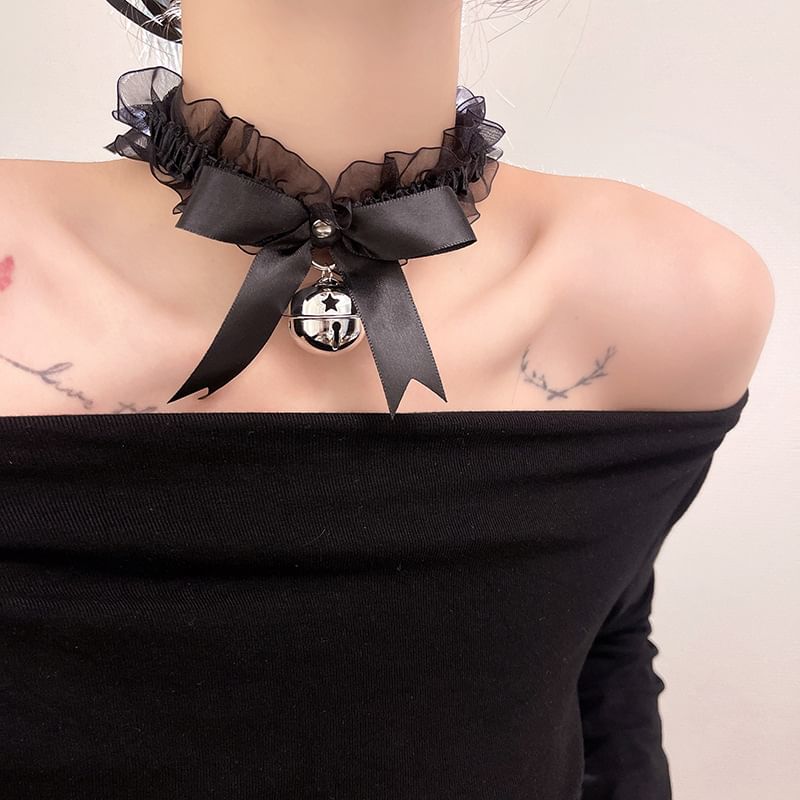Bell Pendant Lace Ribbon Choker