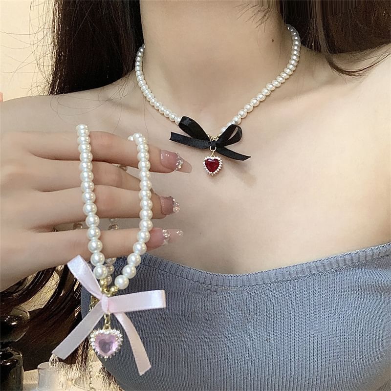 Ribbon Pearl Heart Choker Pendant Faux