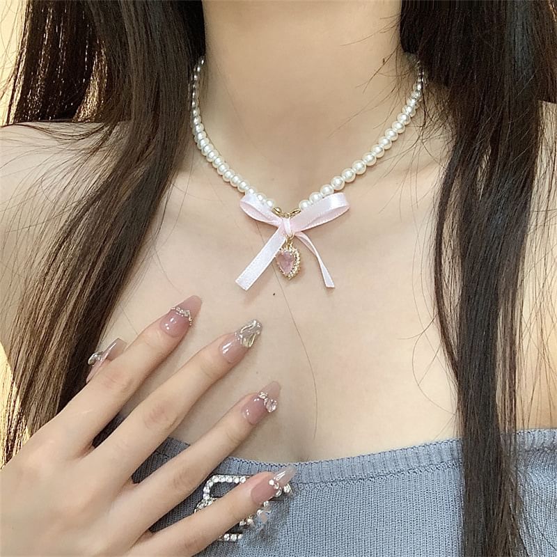 Ribbon Pearl Heart Choker Pendant Faux