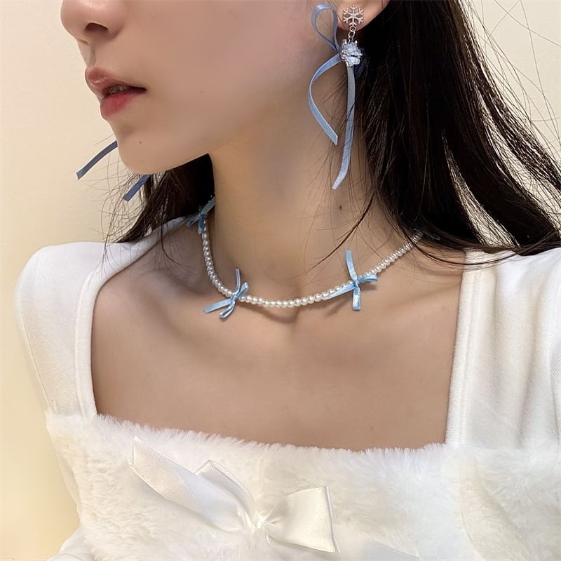 Ribbon Faux Pearl Choker