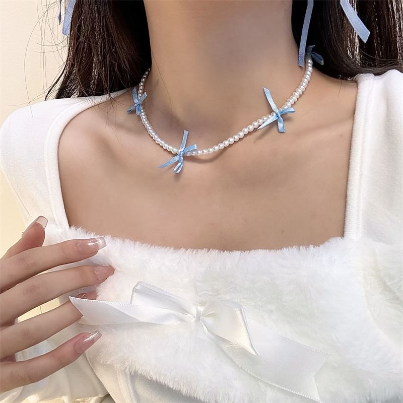 Ribbon Faux Pearl Choker
