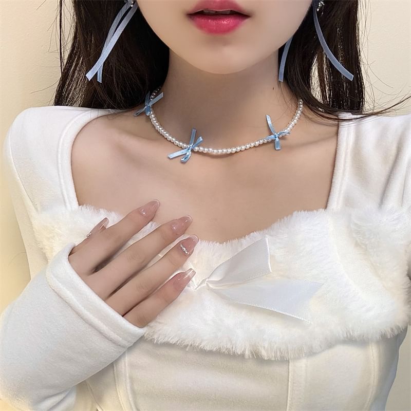 Ribbon Faux Pearl Choker