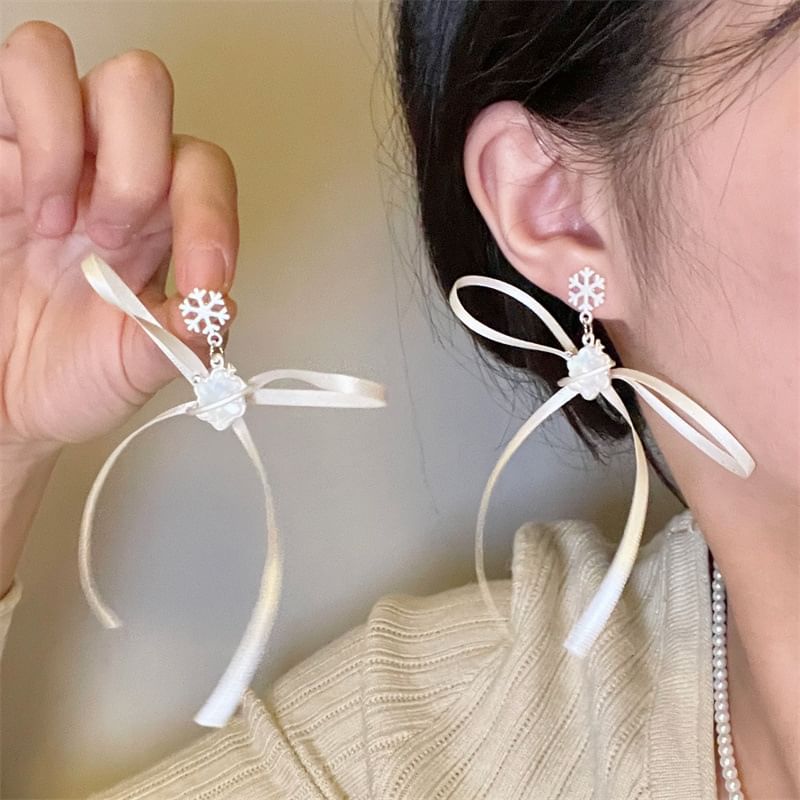 Drop Earring Choker Ribbon / Snowflake