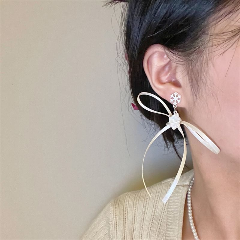 Drop Earring Choker Ribbon / Snowflake