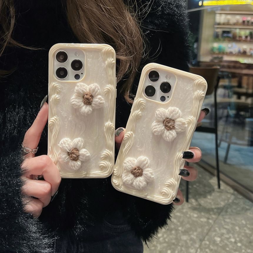 Phone Case Floral Yarn
