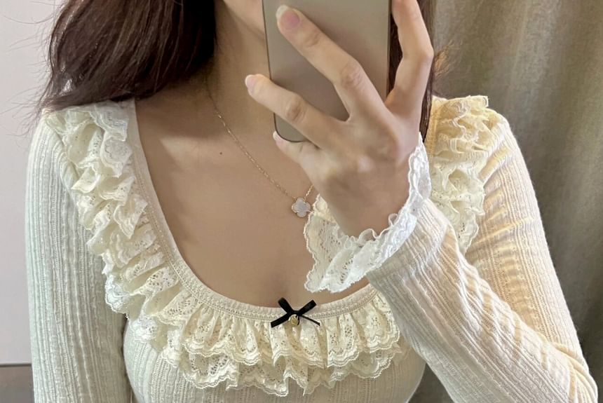 Trim T-Shirt Scoop Long-Sleeve Neck Plain Lace