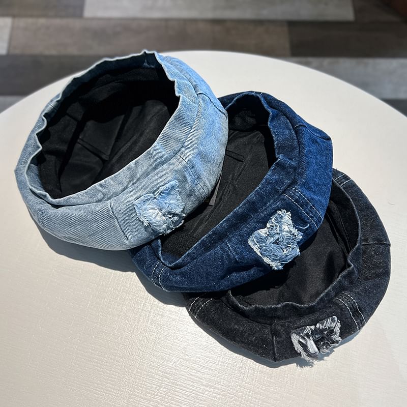 Distressed Beret Denim Washed