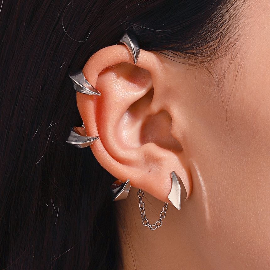 Alloy Claw Cuff Ear