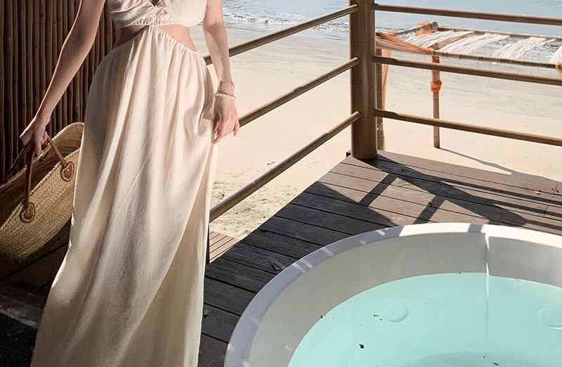 A-Line Maxi V-Neck Plain Cutout Strap Dress Spaghetti