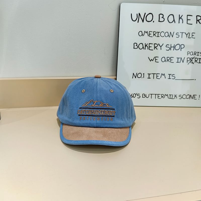 Panel Brim Short Embroidered Color Lettering Cap