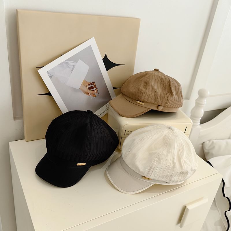 Cap Plate Newsboy Metal