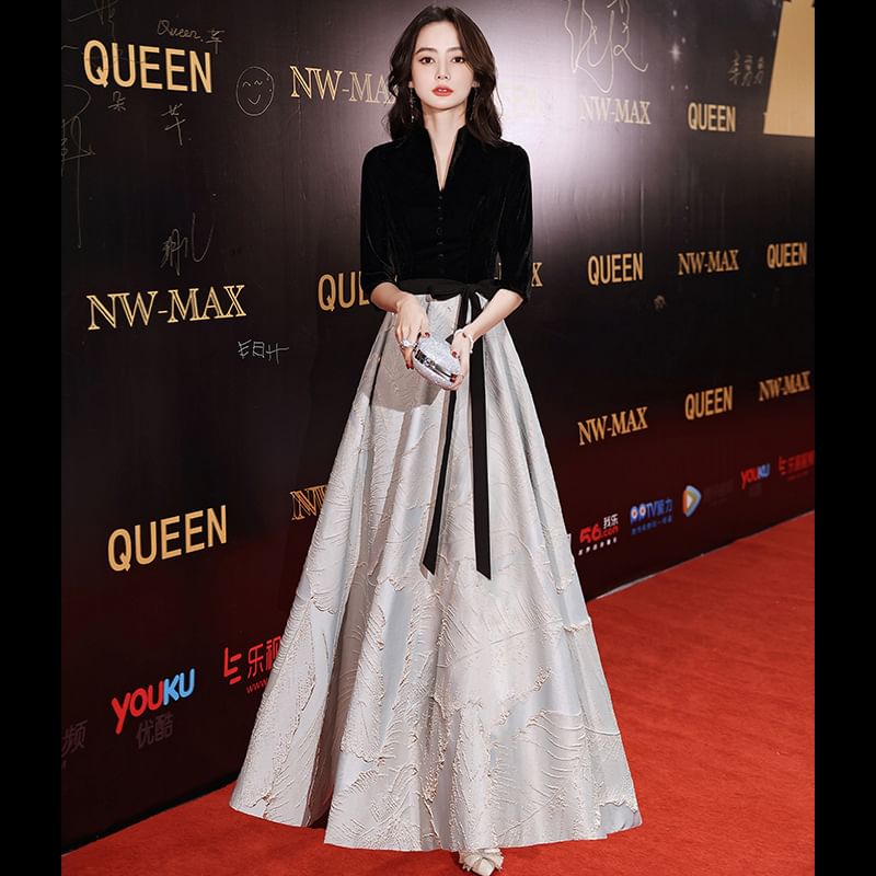 / V-Neck A-Line Gown Elbow-Sleeve Evening Dress