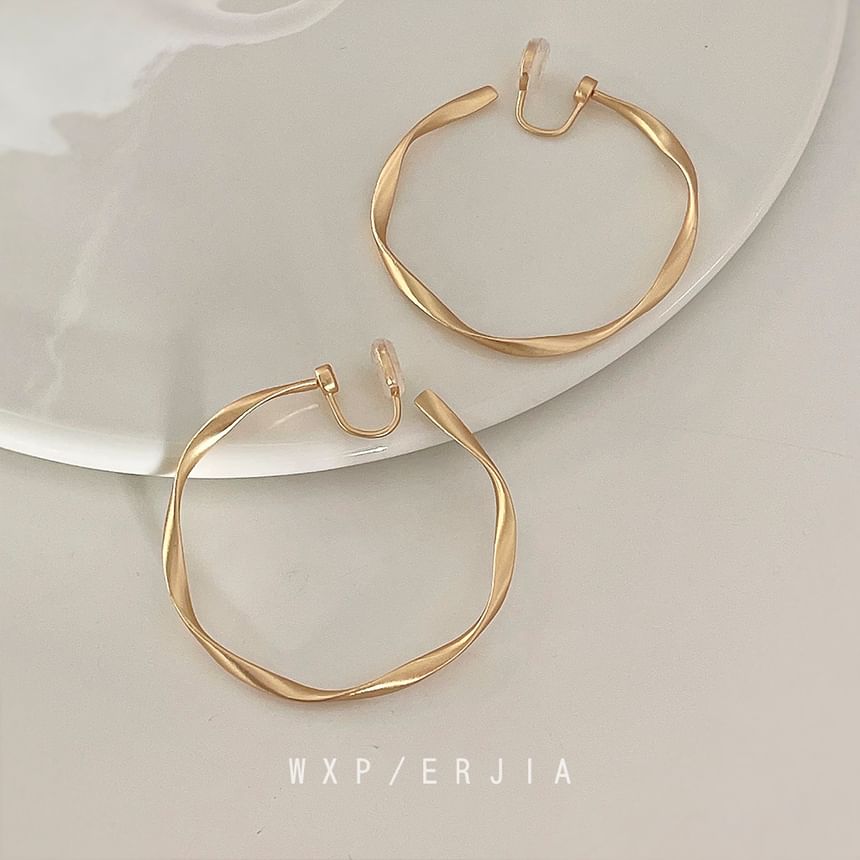Alloy Ear Twisted Cuff Hoop