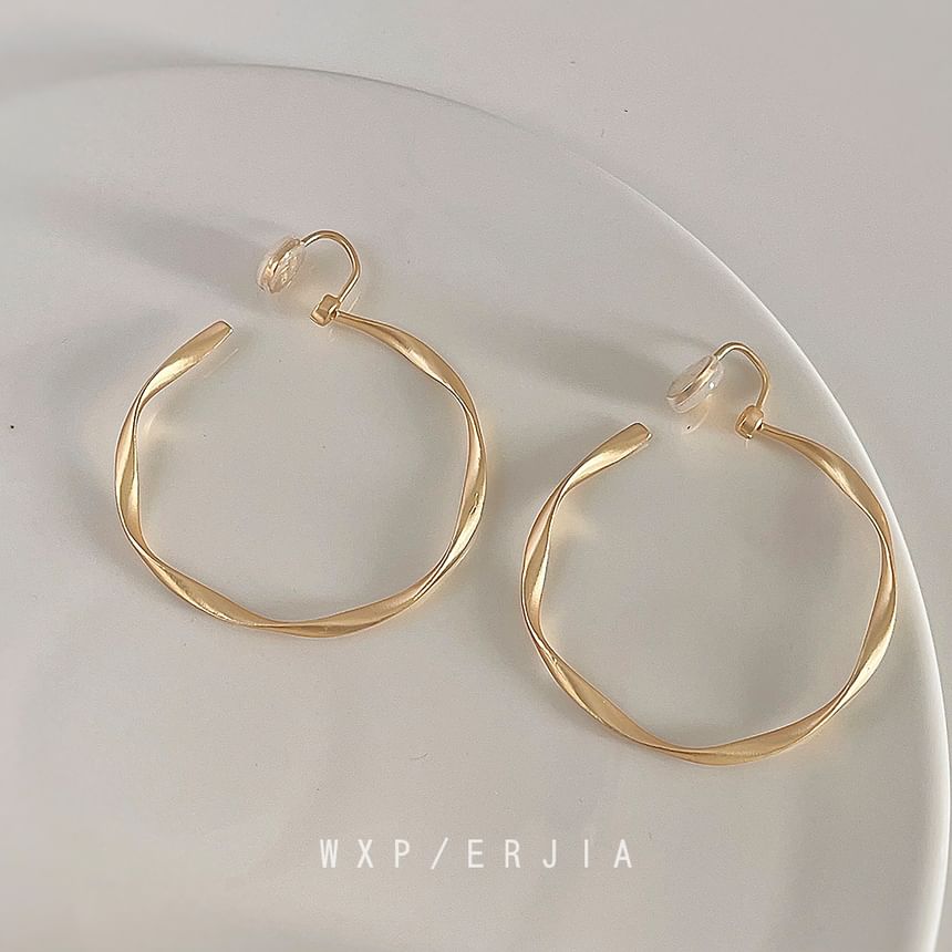 Alloy Ear Twisted Cuff Hoop