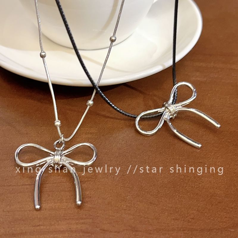 Cord Necklace Bow Pendant
