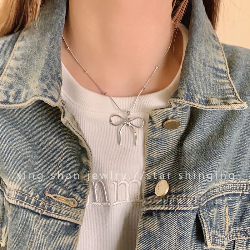 Cord Necklace Bow Pendant