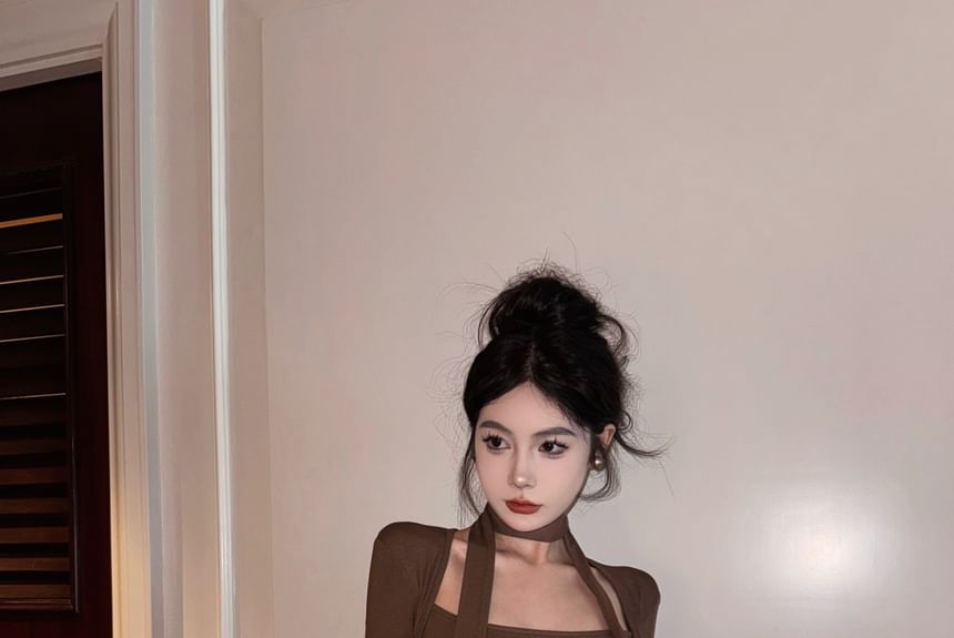 Plain Scarf Set / Neck Pencil Mid Rise Leather T-Shirt Square Mini Long-Sleeve Skirt Faux