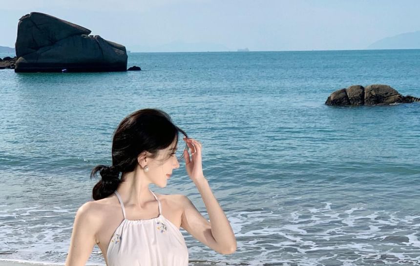 Dress Embroidered A-Line Neck Halter Midi