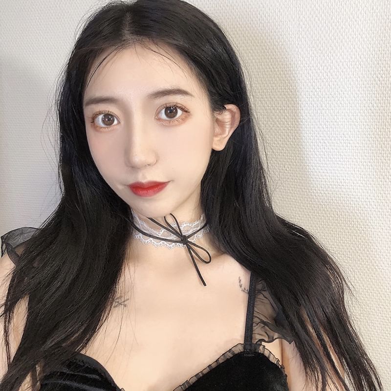 Lace Bow Choker