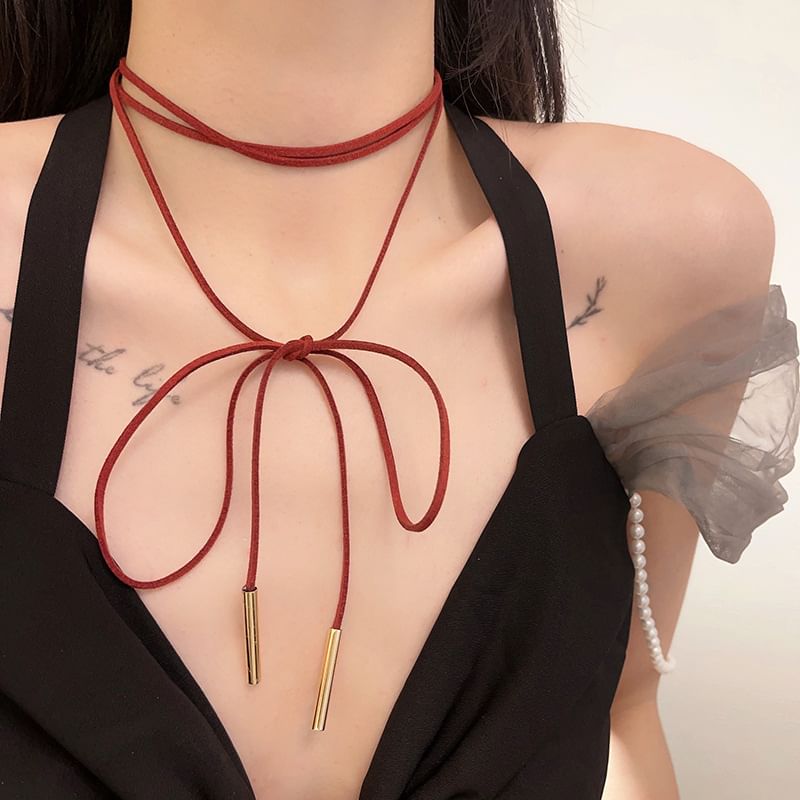 String Bow Necklace Layered
