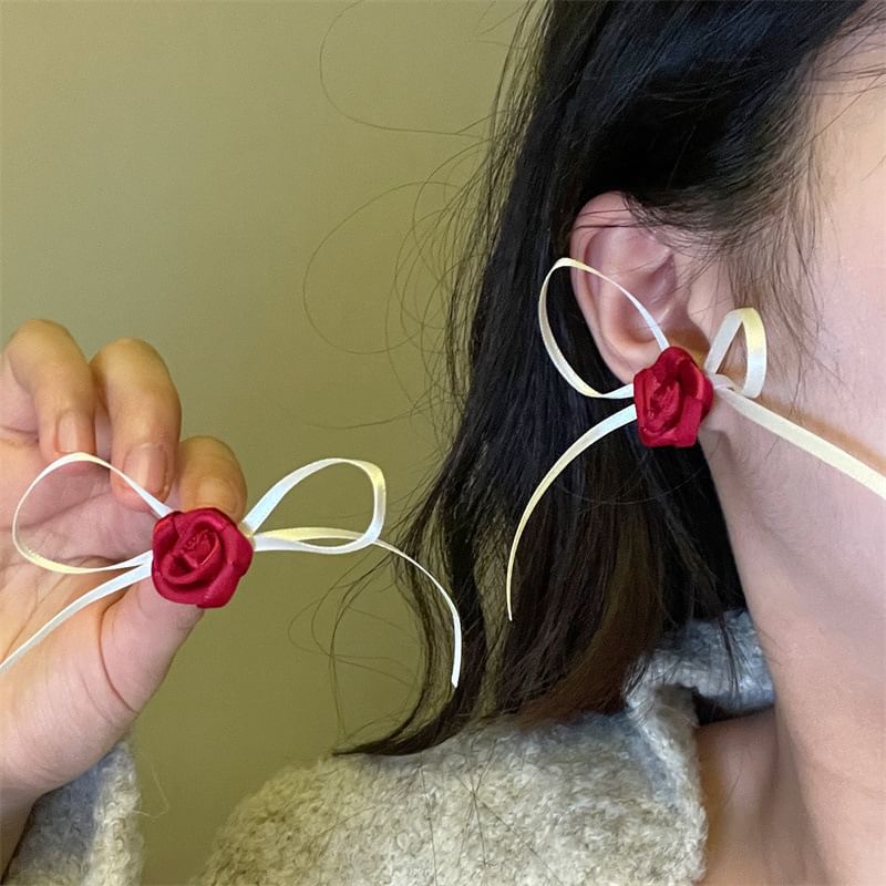 Ribbon Earring Stud Rose