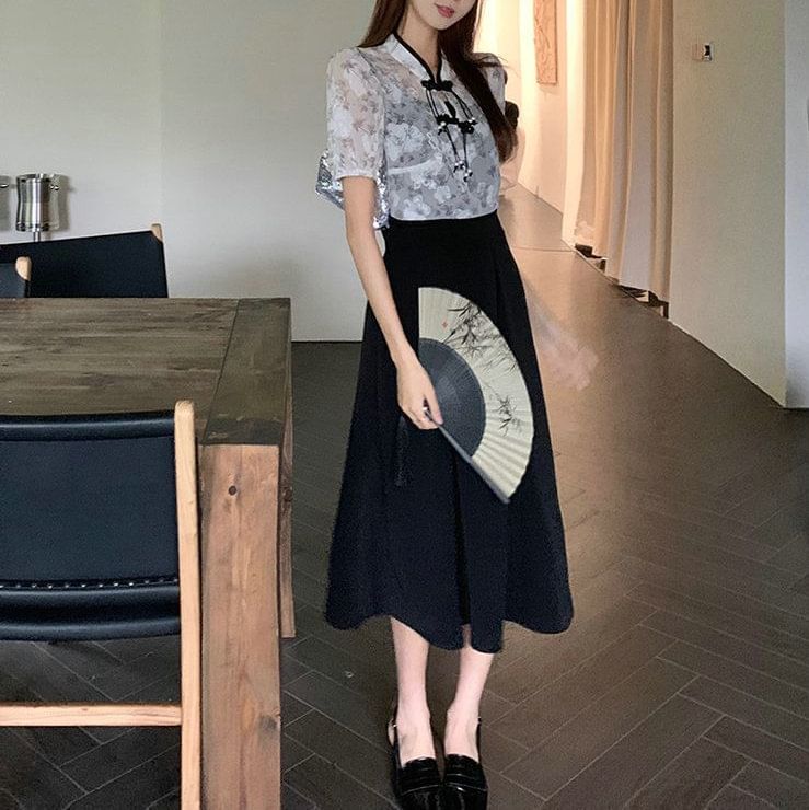 Midi Floral Spaghetti A-Line Strap + Dress Short-Sleeve Blouse Set: Plain