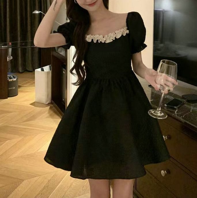 A-Line Plain Ruffle Mini Neck Puff-Sleeve Square Dress